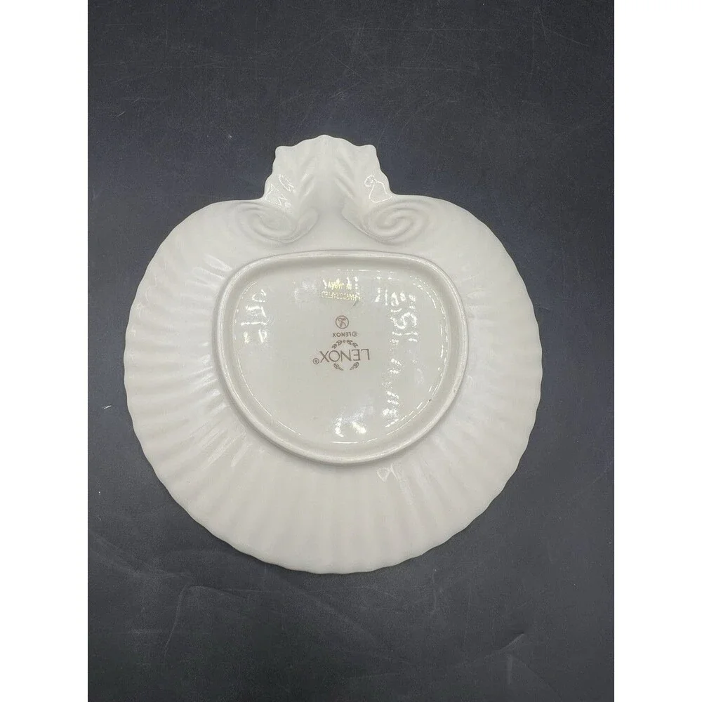 Lenox Aegean Shell Dish Ivory Porcelain Gold Trim Candy Ring Catchall Japan